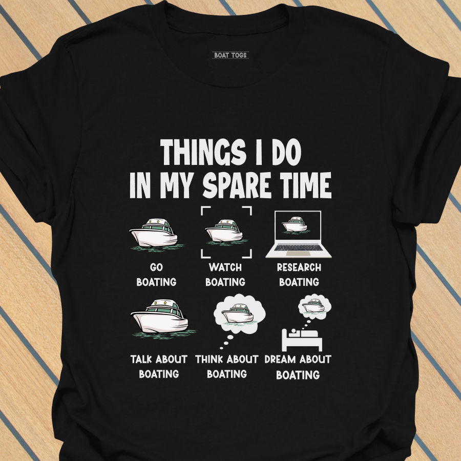 Spare time - boat T-shirt