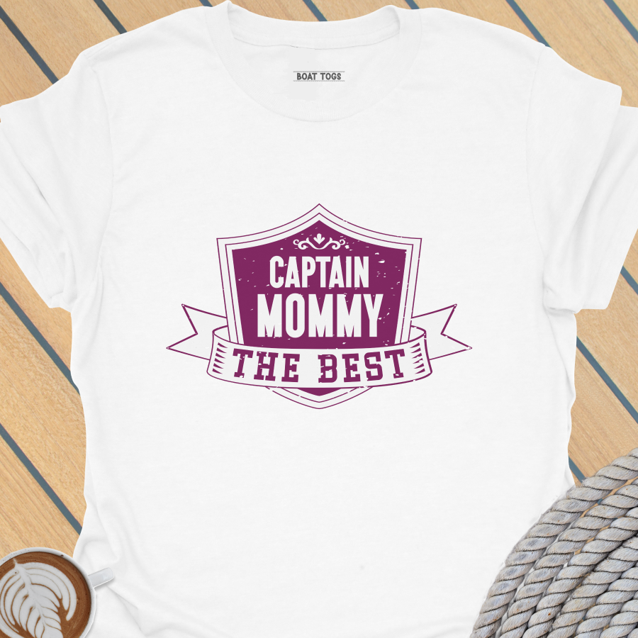 Capt Mommy shield T-shirt