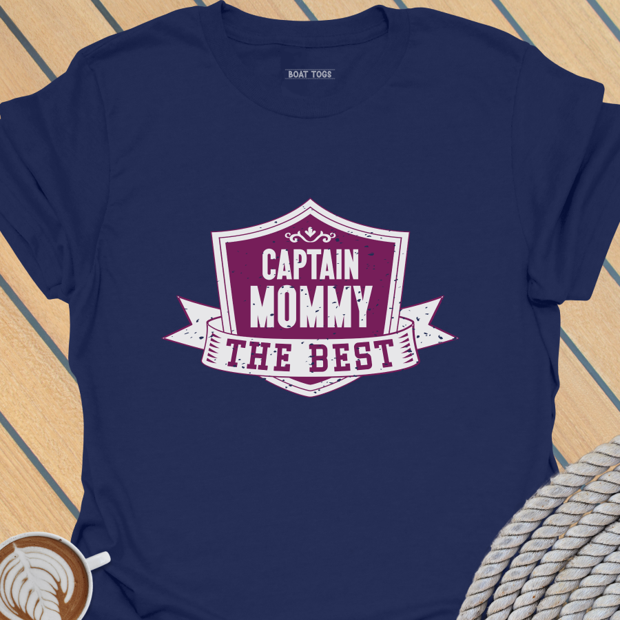 Capt Mommy shield T-shirt