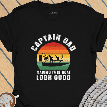 Dad looking good - airboat T-shirt